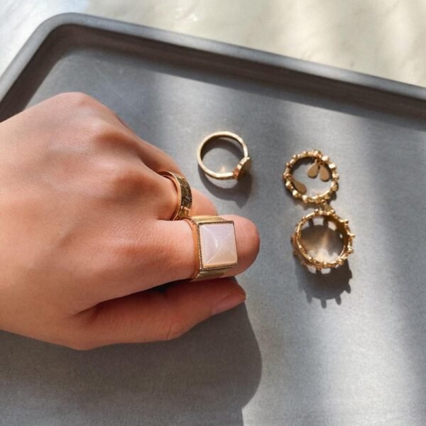 Rings Pre-Owned